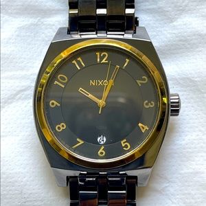 Men’s Nixon monopoly watch
